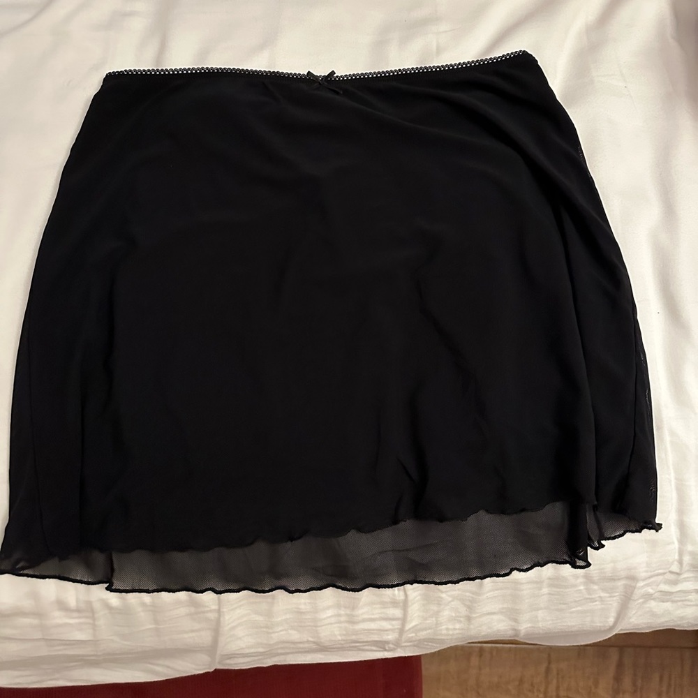 Brandy Melville Mesh skirt *NEW*